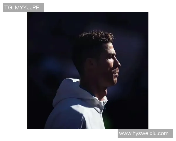 超级帅气足球明星头像男生精选展示引领时尚潮流的运动魅力与个性风采 超级帅气足球明星头像男生精选展示引领时尚潮流的运动魅力与个性风采